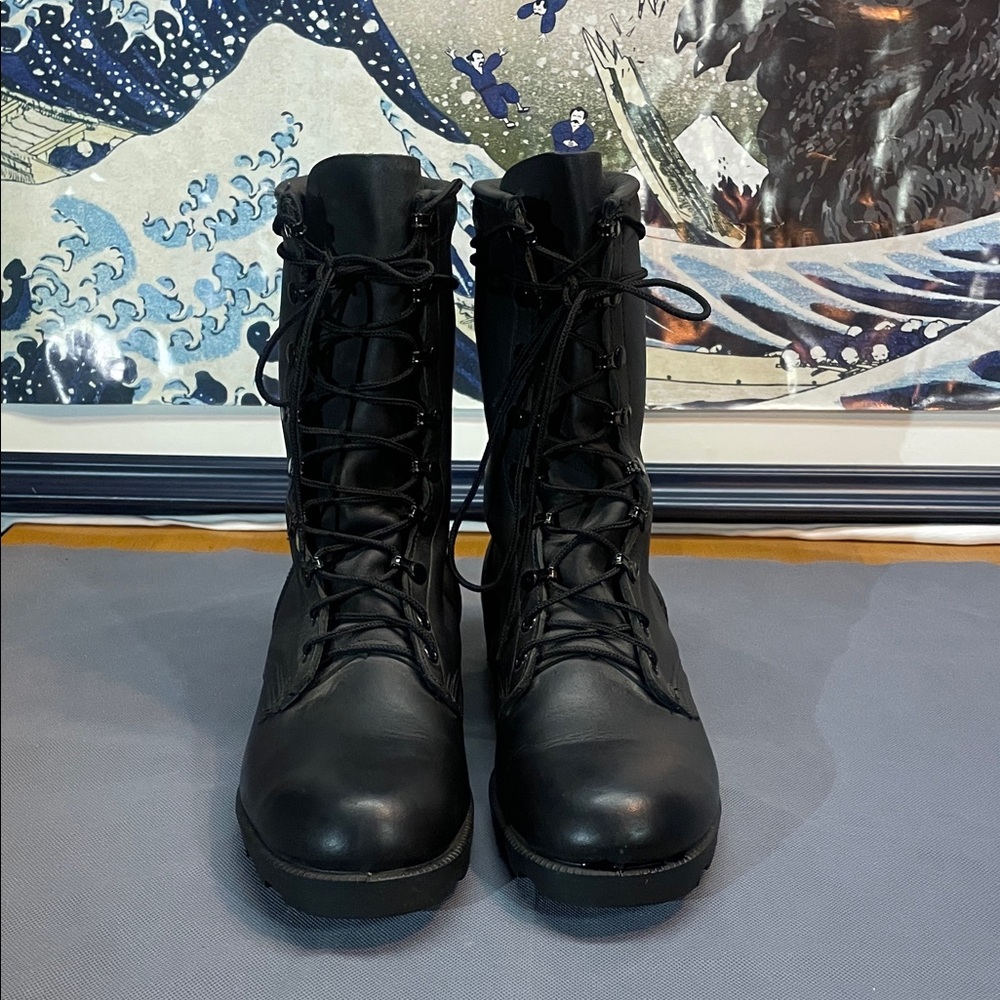 Black Lace-Up Women's Boots